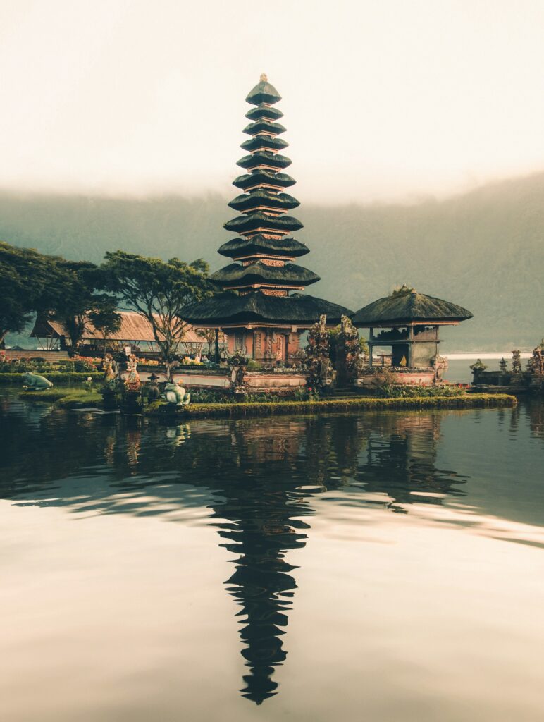 Beautiful Bali temple landscape with lush tropical greenery — Bali Private Car service area